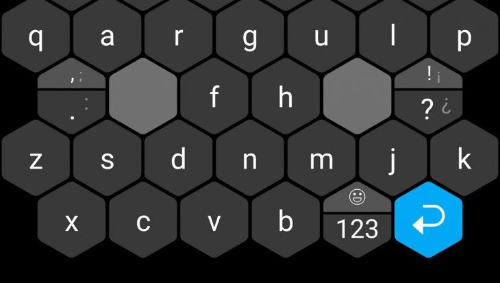 Versión con modo oscuro. Este diseño está optimizado para escribir con dos pulgares