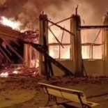 El fuego conmocionó a la comunidad de Pehuen Co. El fuego conmocionó a la comunidad de Pehuen Co.