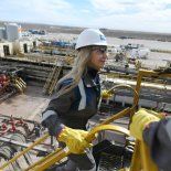 Karina Milei, durante la visita a YPF. Karina Milei, durante la visita a YPF.