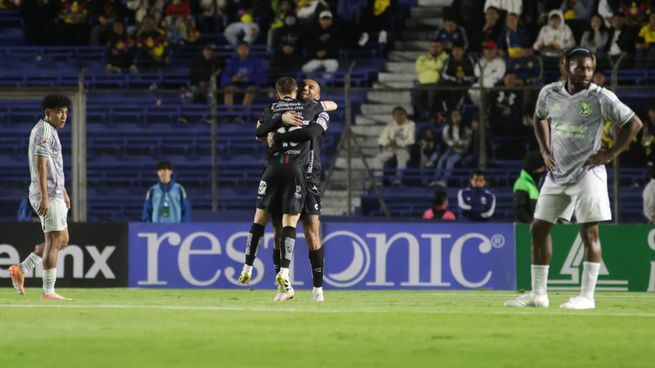 Las Águilas sufren y no levantan vuelo. América perdió ante Atlético San Luis 2-0 en la Jornada 2 del Clausura 2026. Aún no ganó, no marcó goles y coquetea con las últimas posiciones de la tabla.