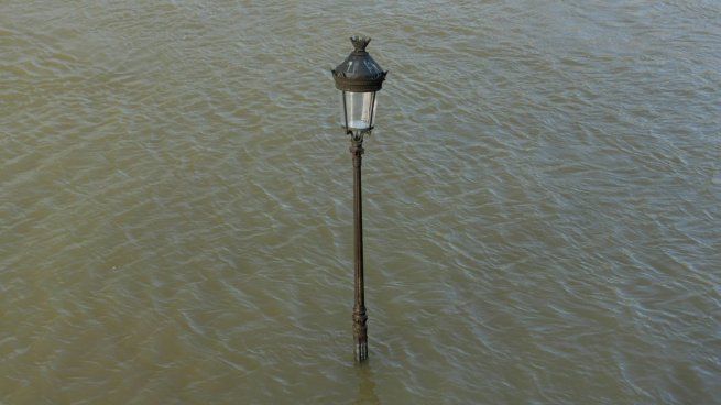 Las inundaciones se transformaron en un trágico símbolo del agravamiento de los fenómenos climáticos extremos que caracterizan la crisis climática actual.