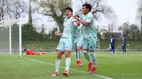 Máximo Reyes convierte el segundo gol de México que le da la clasificación al Tri al Mundial Sub 17 de Qatar 2025.