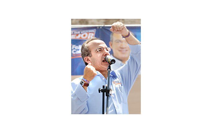 ámbito.com | Felipe Calderón, candidato del PAN (centroderecha),se dirige a sus partidarios en Guanajuato.Desplazó al izquierdista LópezObrador en las encuestas.