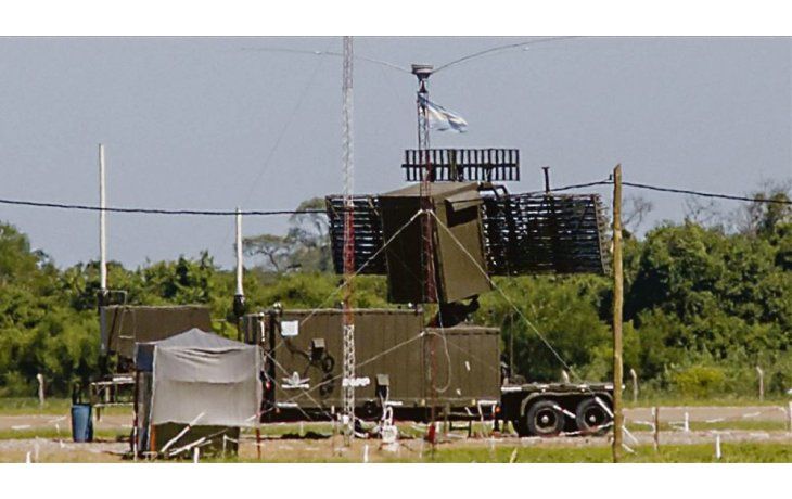 ámbito.com | Fuera de servicio. El radar de Tartagal, una de las zonas más calientes para el narcotráfico, dejó de operar desde el 10 de julio pasado. Hubo temor por la seguridad durante la Cumbre del Mercosur en Mendoza.