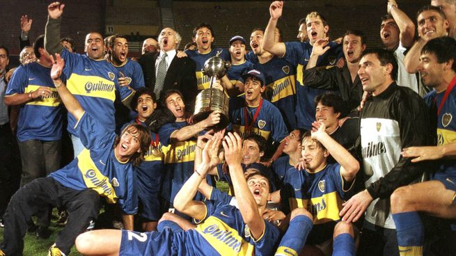 La increíble historia de este futbolista de Boca Juniors que tuvo que volver a su pís por el Corralito.&nbsp;