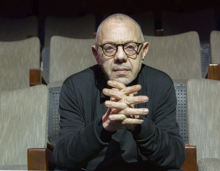 Luis Pasqual: “We live in a world of illusion”
