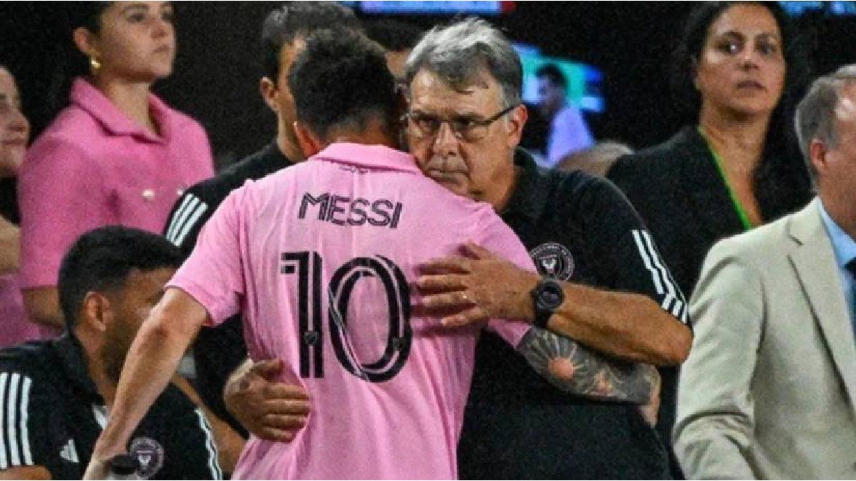 Martino explained that Messi suffers from “fatigue in the posterior” and his evaluation is “day by day”