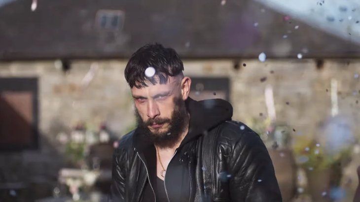 Richard Gadd tiene una destacada actuación en una serie con potencial para recibir grandes premios.