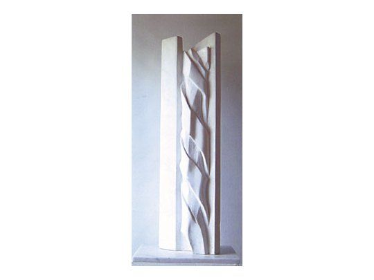 Las esculturas de Lucía Pacenza, una delas atractivas muestras (junto a las deGallina, Waisman, Sakai, Abot, Barcala yCourt, entre otras) con las que el CentroRecoleta inicia su temporada número 25.