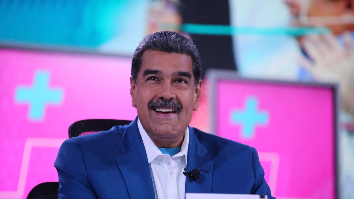 Nicolás Maduro grows in the polls on election days