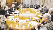 mesa. Martín Guzmán, Matías Kulfas y  Claudio Moroni recibieron a la cúpula de la CGT y la UIA anoche en el Ministerio de Economía. Hubo documento para lanzar una mesa de concertación de precios y salarios.