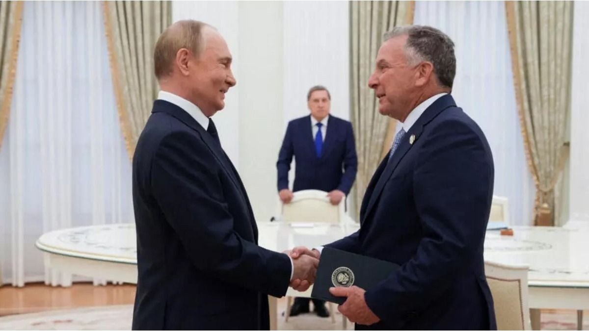 Un representante de EEUU se reúne con Vladimir Putin en Moscú para evaluar la propuesta de paz de Donald Trump Un representante de EEUU se reúne con Vladimir Putin en Moscú para evaluar la propuesta de paz de Donald Trump