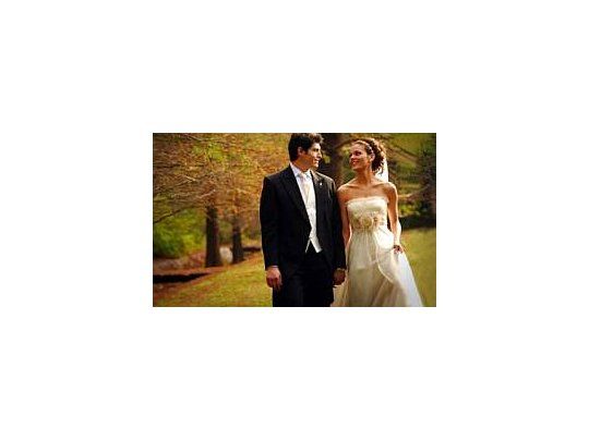 Una nueva normativa establece que las parejas de Inglaterra y Gales podrán realizar la ceremonia en cualquier horario