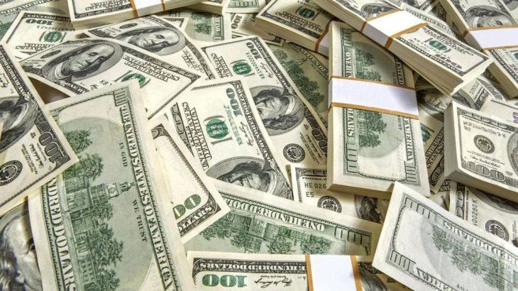 El dólar bajó nueve centavos a $ 39,54 ayudado por contexto global y licitaciones del Tesoro