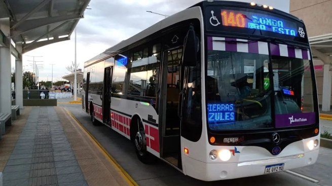 Los colectivos contarán con la opción de pago de tarjeta de crédito y débito.&nbsp;