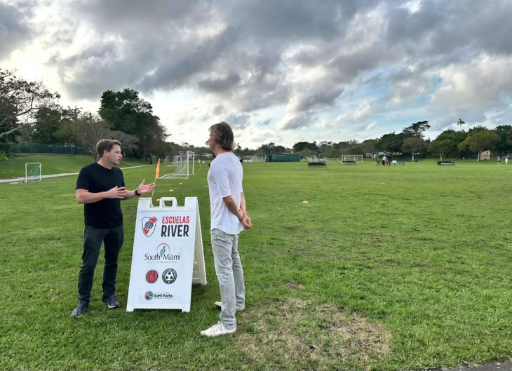 Campbell es vicepresidente de Relaciones Institucionales del Club River Plate. Campbell es vicepresidente de Relaciones Institucionales del Club River Plate.