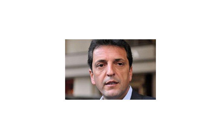 La gente está cansada de ver a políticos que pelean