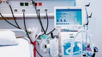 expectativas. La posibilidad de que empresas de distintos sectores se sumen a la producci&oacute;n de respiradores en el corto plazo, se ver&aacute;n dificultadas por los requisitos que deben cumplir.