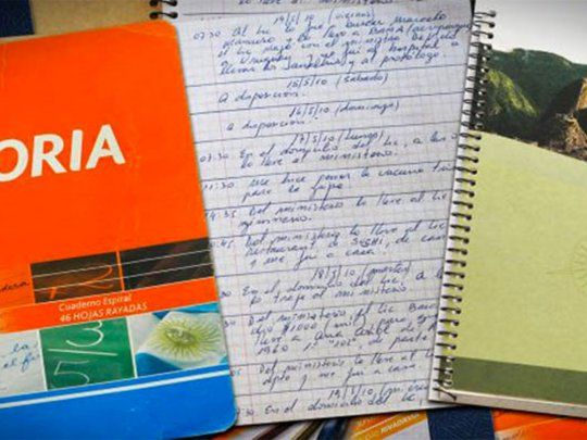 La causa es una derivación de Cuadernos y fue iniciada por el difunto juez Claudio Bonadio a raíz de las declaraciones bajo el sistema de imputado colaborador o arrepentido sobre un supuesto pago de sobornos a funcionarios del Ministerio de Planificación por parte de los concesionarios ferroviarios y fluviales.