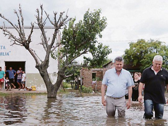 Tiempos turbulentos. Peppo confirmará si dará rienda suelta a su sueño reeleccionista después que pase esta cuestión de la emergencia, en referencia a las inundaciones. Otras urgencias marcan también esa definición.