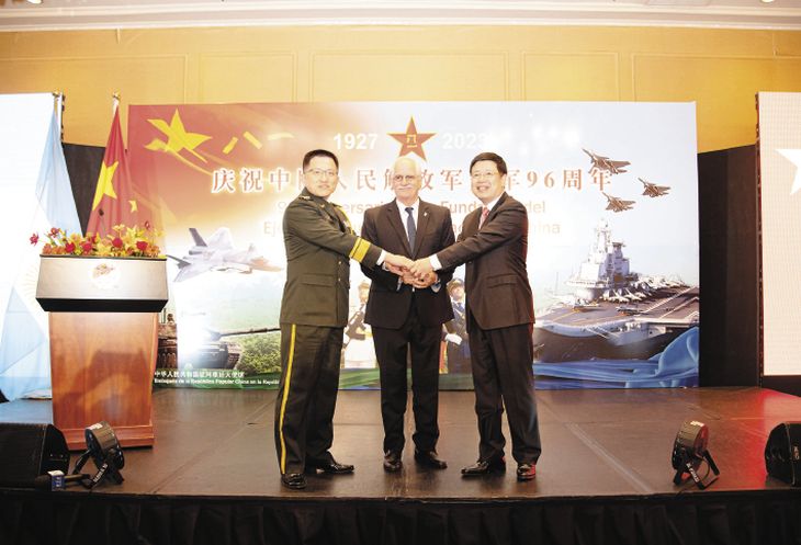 celebración. Jorge Taiana en el 96° aniversario de la fundación del Ejército Popular de Liberación de China celebración. Jorge Taiana en el 96° aniversario de la fundación del Ejército Popular de Liberación de China