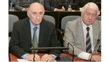 De la Rúa al leerse el veredicto. Foto CIJ.