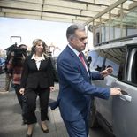 Yamandú Orsi no era funcionario público cuando compró la camioneta, aseguró Jorge Díaz. Yamandú Orsi no era funcionario público cuando compró la camioneta, aseguró Jorge Díaz.
