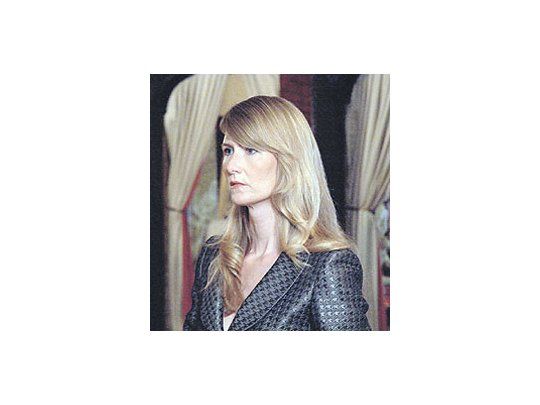 Laura Dern protagoniza «Imperio», tediosa e incoherentefantasía del cada vez menos interesante DavidLynch.