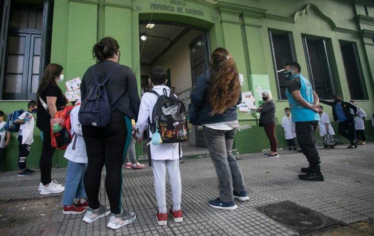 Más de 300.000 chicos arrancan las clases hoy en CABA. Más de 300.000 chicos arrancan las clases hoy en CABA.