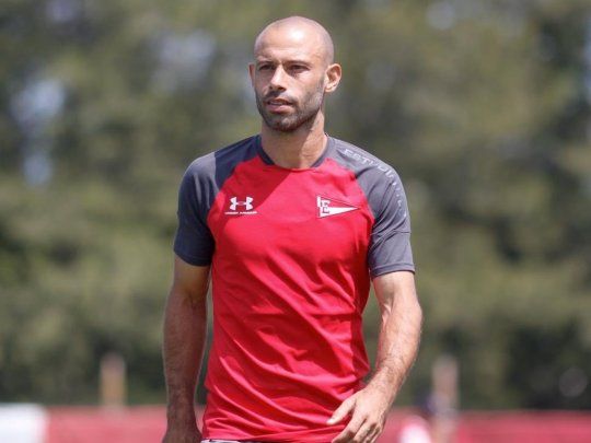 Javier Mascherano vestirá la camiseta de Estudiantes el próximo sábado, cuando el club platense visite a San Lorenzo.