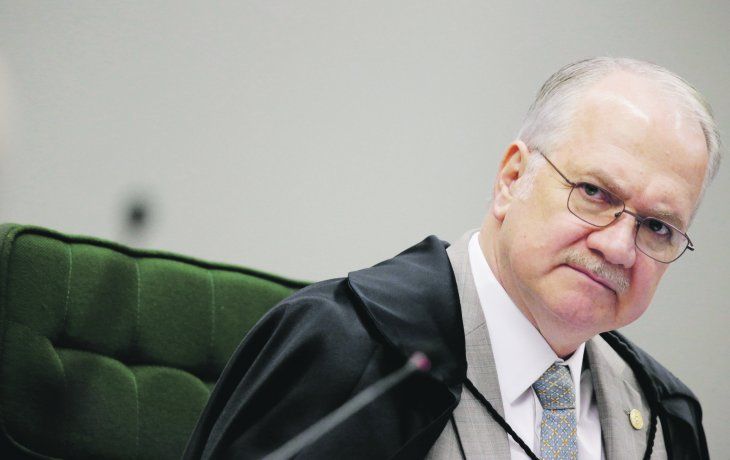 PREOCUPACIÓN. El juez del Supremo, Edson Fachin, lanzó una alerta sobre el futuro de la democracia brasileña, amenazada, dijo, por el “populismo totalitario” del Gobierno.