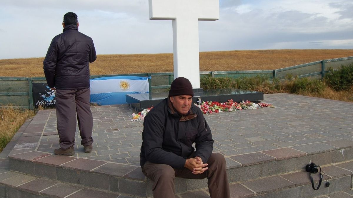 When a decade ago the Argentine flag was raised again in Malvinas
