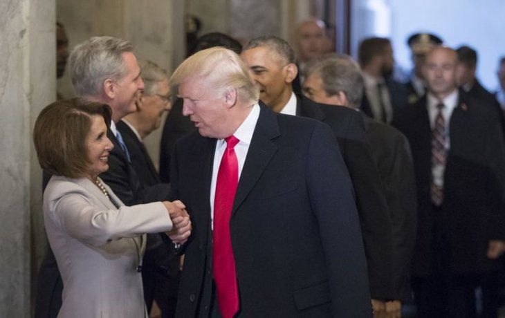 Nancy Pelosi y Donald Trump.