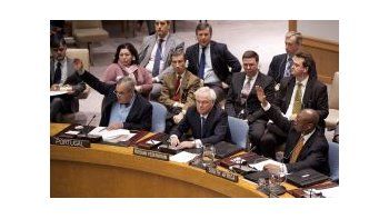 Los otros 13 miembros del Consejo de Seguridad votaron a favor de la resolución, que habría indicado que el consejo respalda en su totalidad en plan de la Liga Arabe.