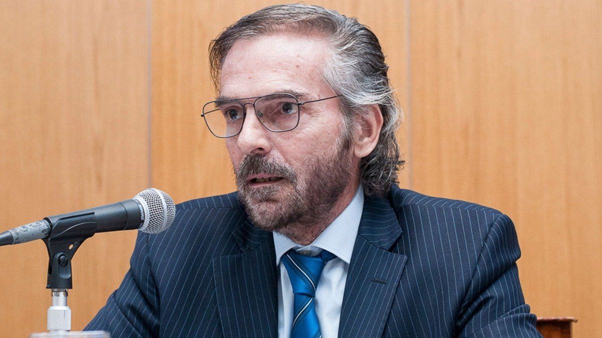 Otra colega le pide al juez Hornos que presente su renuncia