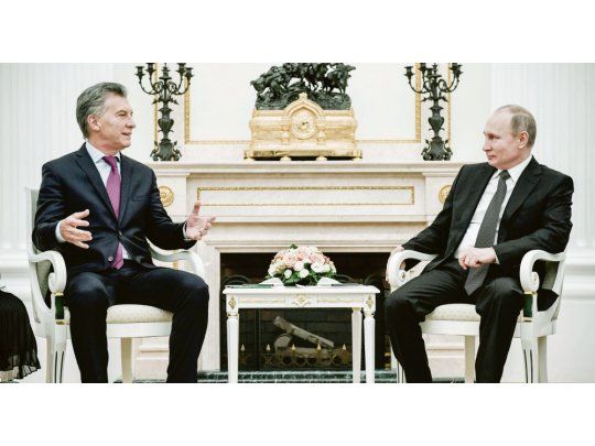 Visita. Mauricio Macri y Vladimir Putin en el Kremlin durante el inicio de la última gira presidencial a Europa. Los rusos buscan aportar tecnología para combatir ciberataques durante la próxima cumbre del G-20.
