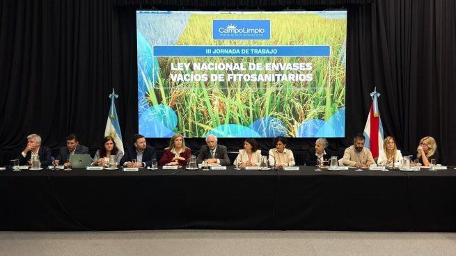 De la jornada formaron parte representantes del Instituto Nacional de Tecnología Agropecuaria (INTA), del Servicio Nacional de Sanidad y Calidad Agroalimentaria (SENASA).&nbsp;
