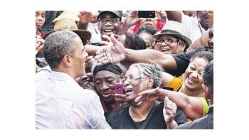 Barack Obama intensificó el fin de semana sus apariciones públicas. Las actividades proselitistas le insumen cada vez más tiempo ante los comicios del 6 de noviembre, que se presentan claramente abiertos a esta altura de la campaña.
