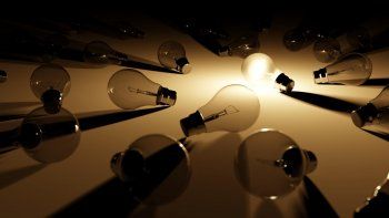 pese a tarifazo y suba de subsidios, los usuarios solo cubren la mitad del costo energetico