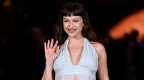 Úrsula Corberó lució su panza en la Semana de Moda de París.