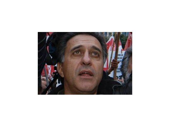 Néstor Pitrola
