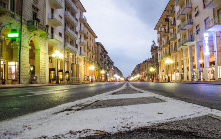 Italia ya presenta m&aacute;s muertos por coronavirus que China y sus calles est&aacute;n vac&iacute;as.&nbsp;