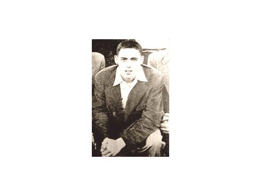 Una de las pocas fotos conocidas de Thomas Pynchon, quien, a la manera de Salinger, desapareció de la escena pública a principios de los años 60, ya convertido en un escritor de culto.