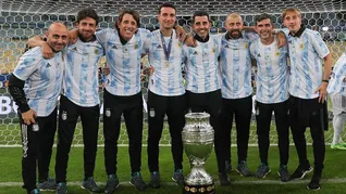 El cuerpo técnico de la Selección argentina. Matías Manna a la derecha.