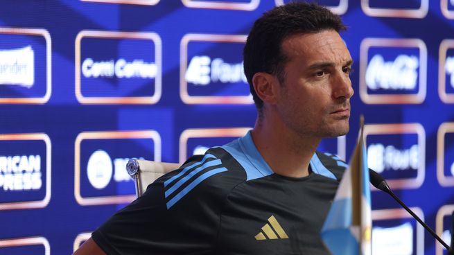 Lionel Scaloni se prepara para el cruce con Perú por Eliminatorias.