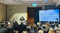 Salta en PDAC 2024. En Canadá Rominsa Sessarini resaltó la importancia de la licencia social que permite el relacionamiento con las comunidades y la participación en monitoreos ambientales.