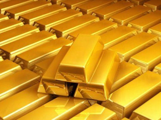El oro acumuló un alza de 3,5% en la semana, su mejor performance para este lapso desde comienzos de noviembre de 2020.