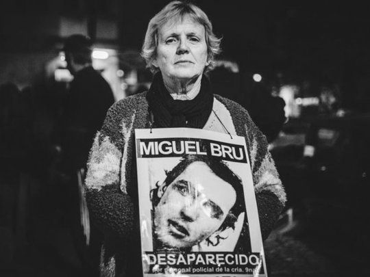 El Gobierno bonaerense aumentó a entre $5 millones y $10 millones el monto para quienes aporten información clave que permita localizar los restos del estudiante de periodismo desaparecido en 1993 tras ser secuestrado y asesinado por policías.