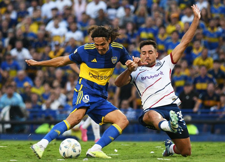 Edinson Cavani's physical decline comes just when he was passing his best moment in Boca, with seven goals in the last five games. Edinson Cavani's physical decline comes just when he was passing his best moment in Boca, with seven goals in the last five games.