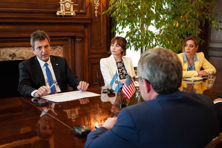 Economy Minister Sergio Massa is on tour in the United States.